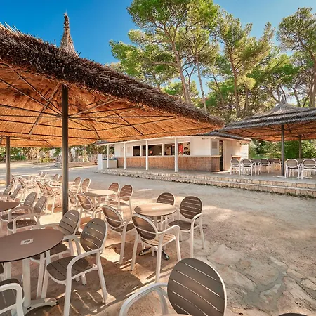 Pine Beach Bungalows All Inclusive פאקוסטאן