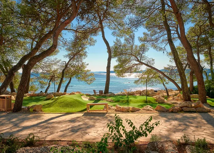 Pine Beach Bungalows All Inclusive 3*