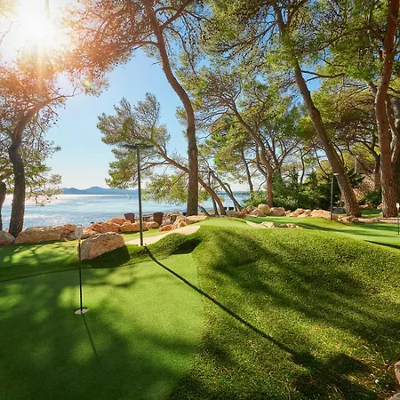 Pine Tatil parkı Pakoštane