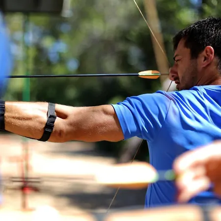 Aldeamento Turístico Pine 3*