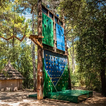 Tatil parkı Pine Pakoštane