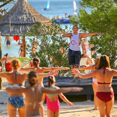 Pine 3* Pakoštane